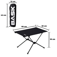 Mesa portátil dobrável camuflada, ultraleve, proporcionando apoio firme e conveniência para utensílios de camping.