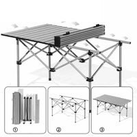 Sequência de montagem rápida da mesa, mostrando a estrutura X-Cross que confere resistência e durabilidade ao conjunto.