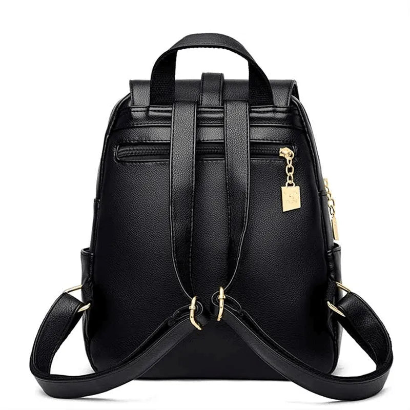 Mochila Feminina Couro Preta | Urban Chic