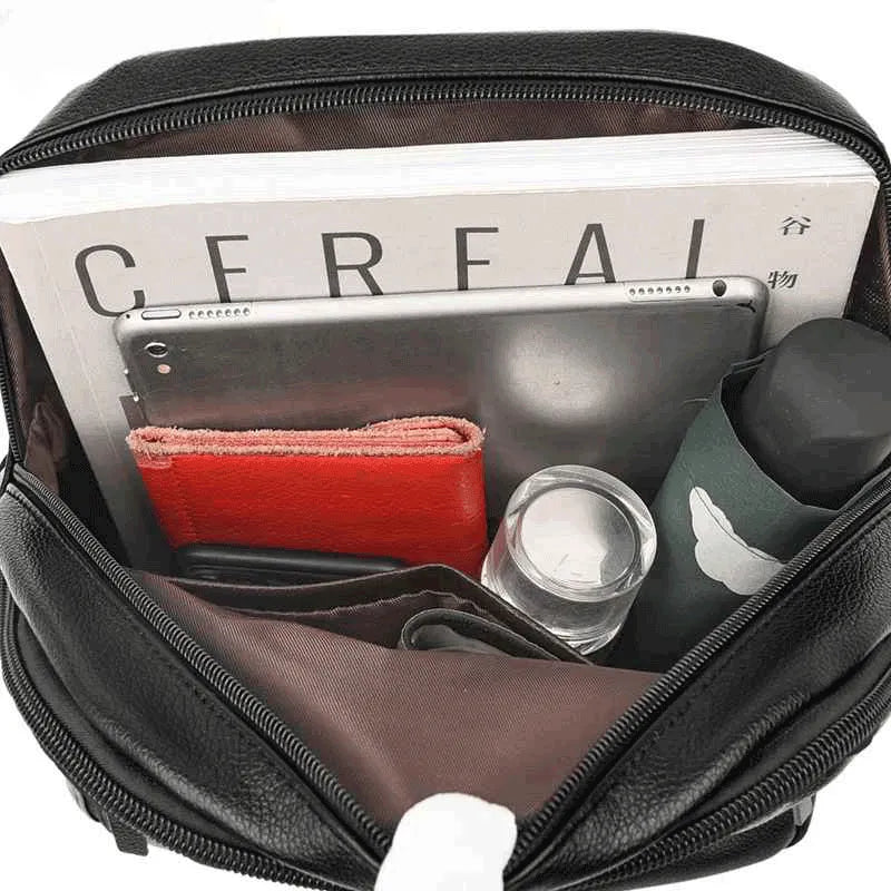 Mochila Feminina Couro Preta | Urban Chic