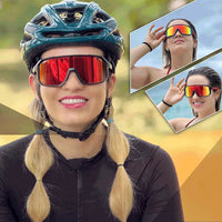 Usuária utilizando o óculos com capacete para ciclismo, acessório essencial de segurança e Alto Valor para uso esportivo.