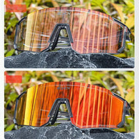 Lentes fotocromáticas expostas em rocha, comparando a tonalidade clara e escura, reforçando a proteção UV e a tecnologia da lente.