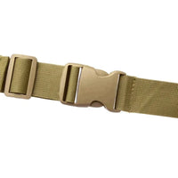 Close-up da fivela de liberação rápida, garantindo durabilidade e segurança no ajuste da cintura.