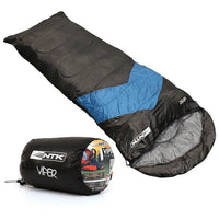 Saco de Dormir azul com bolsa de transporte compacta, reforçando a conveniência e o Alto Valor do produto dobrável.