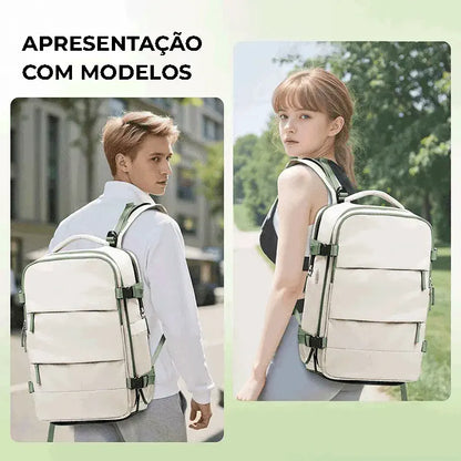 Mochila de viagem em cenários de uso versátil (Viagem, Praia, Estudos), mostrando a organização para diferentes atividades.